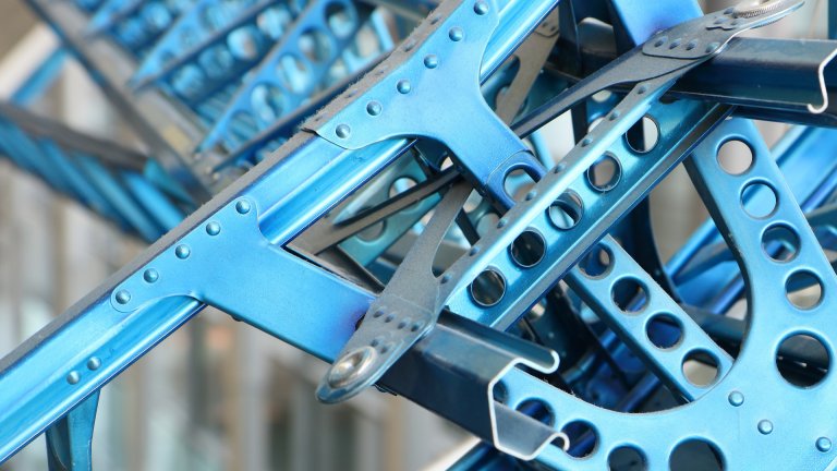 Förderbekanntmachung des BMWi zum neuen Technologietransfer-Programm Leichtbau (TTP LB) Metall blau