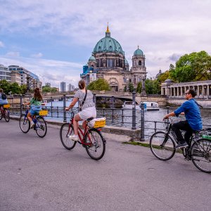 Internatuional Conference: Sustainable Urban Transport in Cities with Tourist Destinations